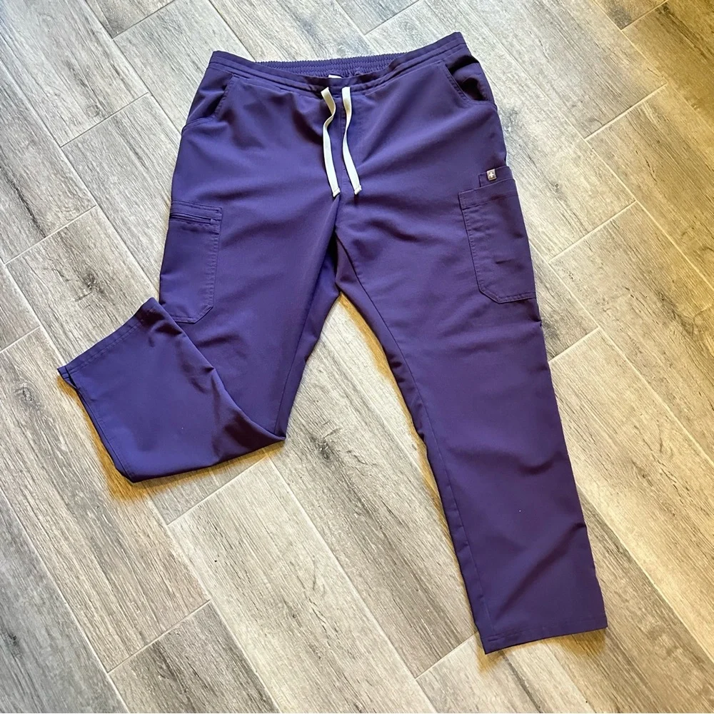 FIGS Purple V-Neck Scrub Top and Drawstring Pants Set